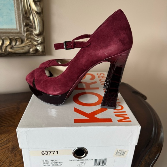 Michael Kors | Padova Platform Heels  Burgundy Suede Patent Size 10 New in Box!! - Picture 5 of 14